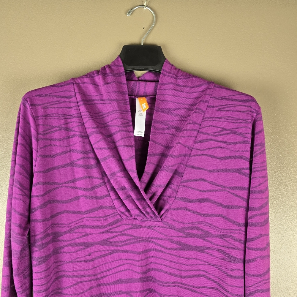 Lucy Activewear Pink Purple V Cowlneck Semi Sheer Top Large - Picture 6 of 9